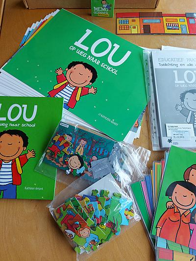 Foto van Aanvraag Lou op weg naar school Pakket