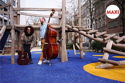 Foto van Muziek in klas: AMOR mini